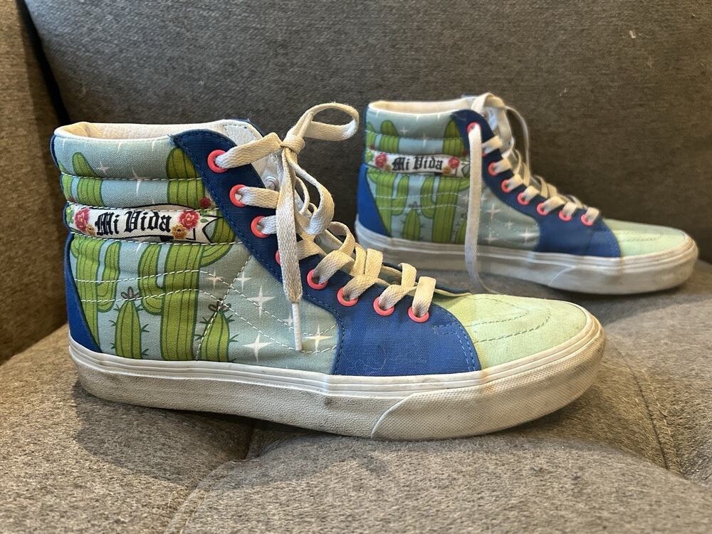 Vans sk8 hi "Mi Vida" Men's size 8/Women's 9.5
